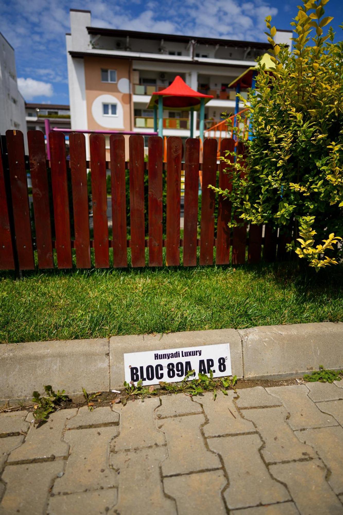 Hunyadi Luxury Dna Stanca 1 Apartment Sibiu Bagian luar foto